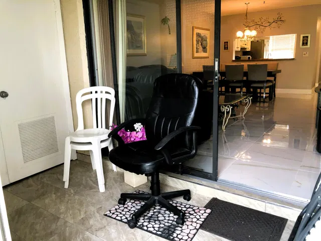 Unit 105 photo 19