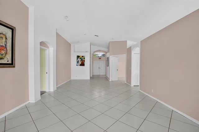 Residence photo 9