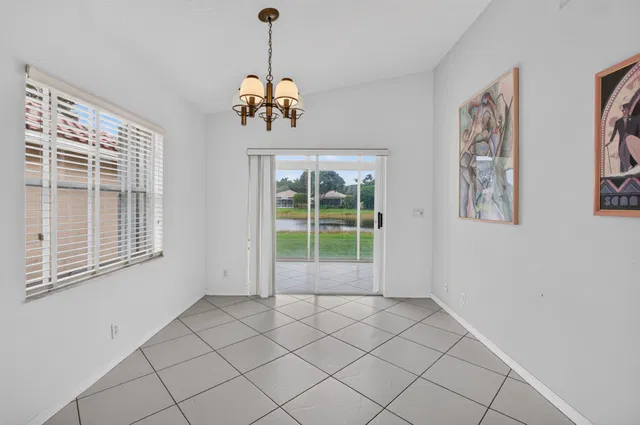 Residence photo 15