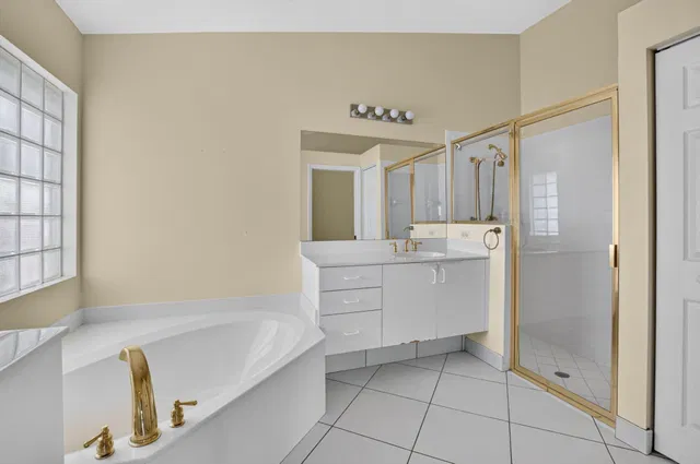 Residence photo 23