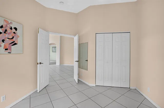 Residence photo 28