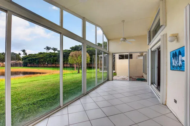 Residence photo 31