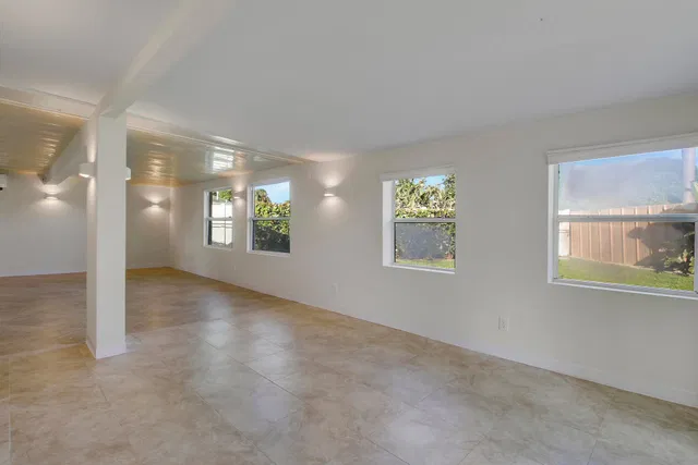 Residence photo 27