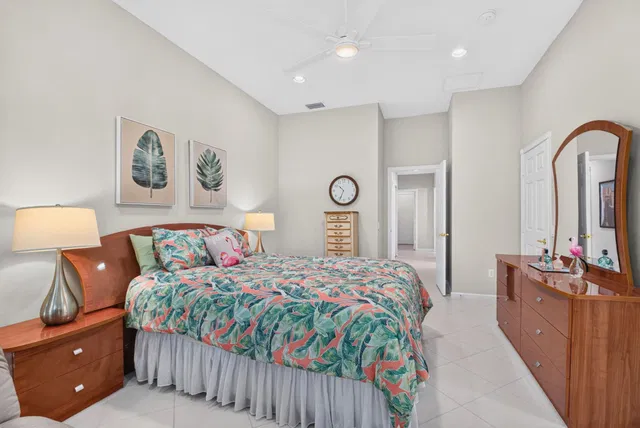 Residence photo 24
