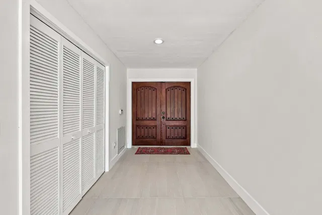  Residence photo 8