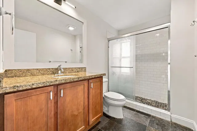  Residence photo 51