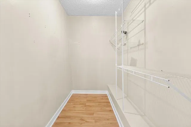 Unit 152 photo 24