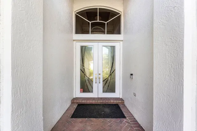 Residence photo 4
