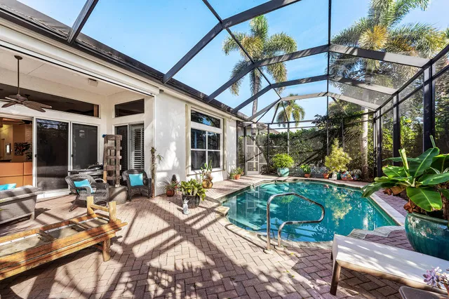 Residence photo 37