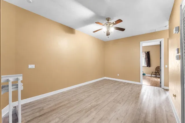 Residence photo 8