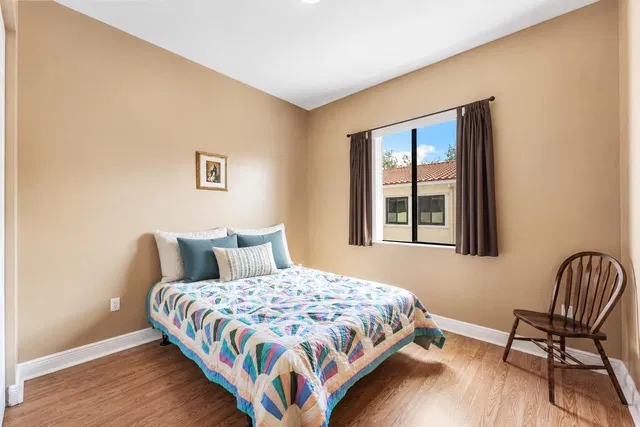 Residence photo 9