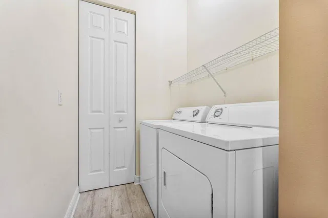Residence photo 12