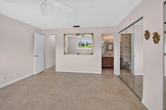 Residence photo 26