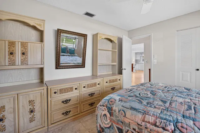 Residence photo 31