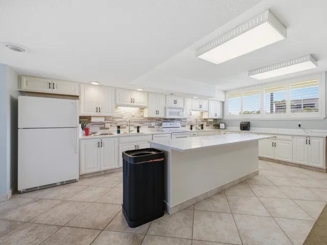 Boca Raton Unit 218 photo 10