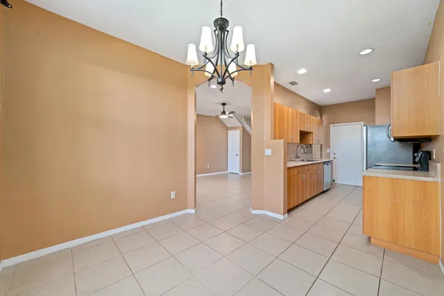 Residence photo 8