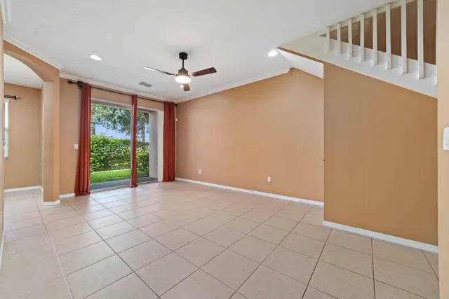 Residence photo 15