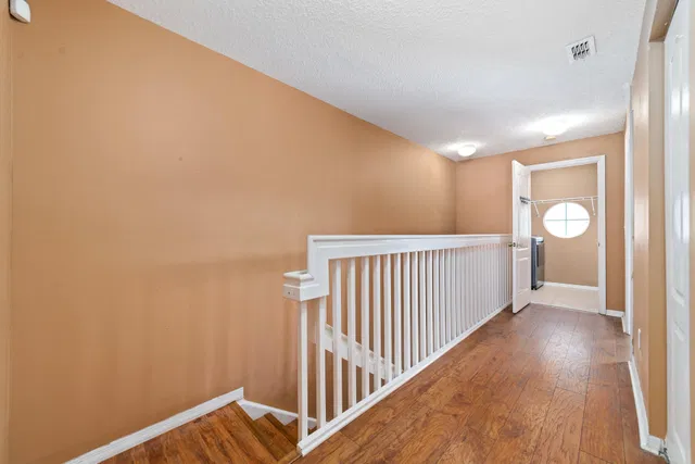 Residence photo 17