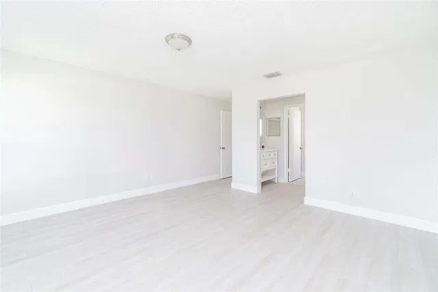 Residence photo 36