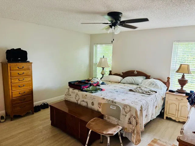Residence photo 38