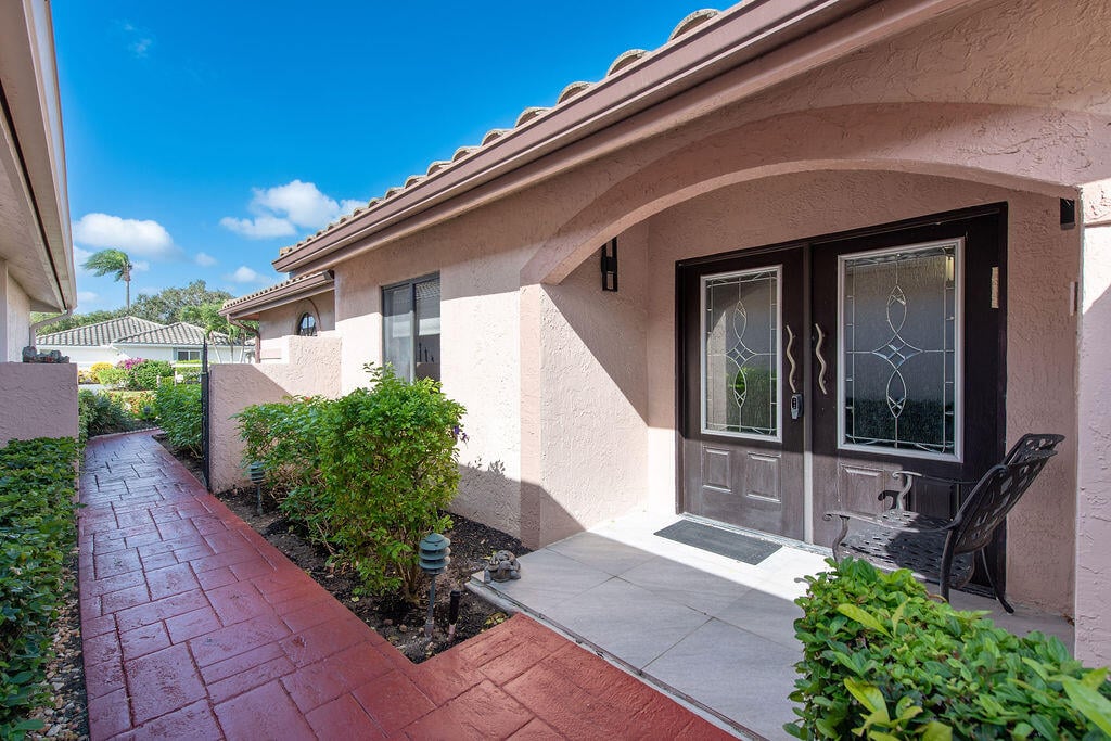 Residence photo 3