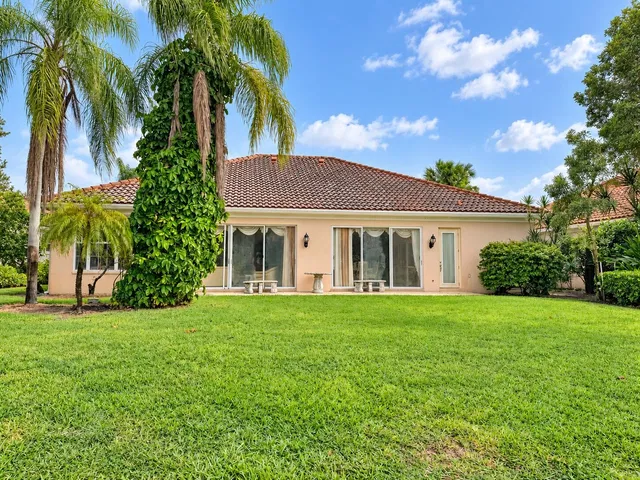 Residence photo 5