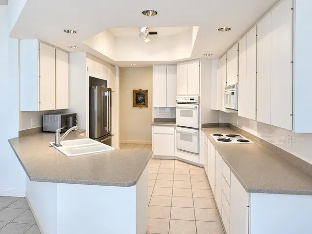 Residence photo 13