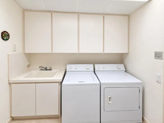 Residence photo 19