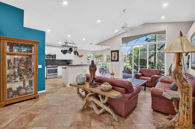 Residence photo 9