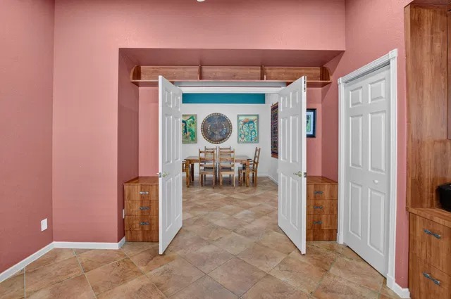 Residence photo 23