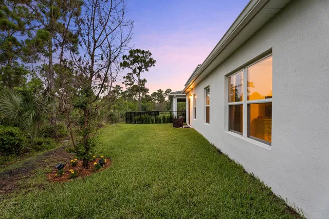 Residence photo 6