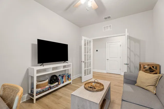  Residence photo 14