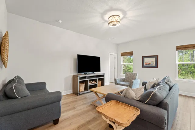  Residence photo 16