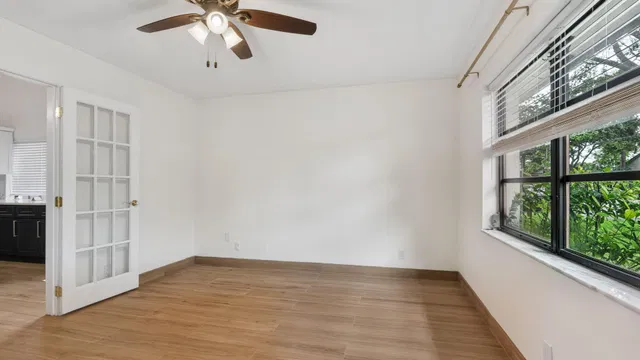  Residence photo 9
