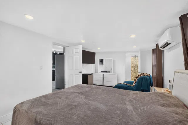 Residence photo 9