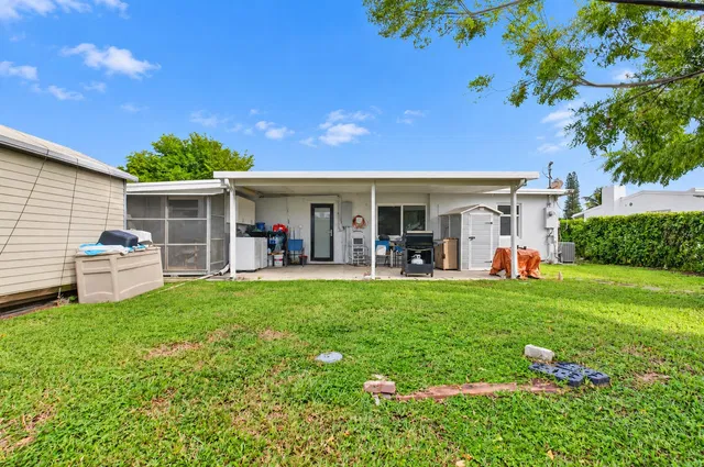 Residence photo 18