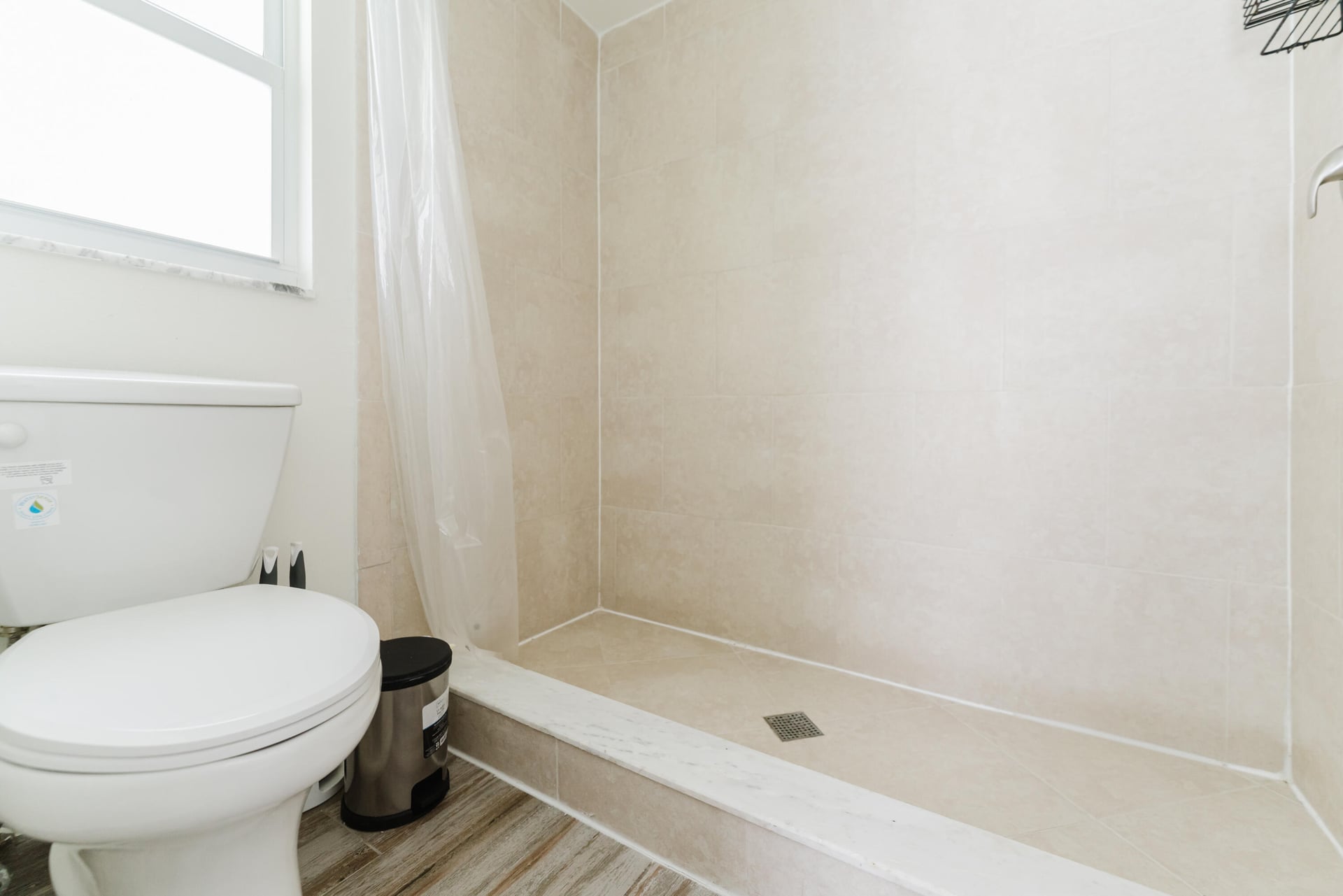Unit 1424 photo 12