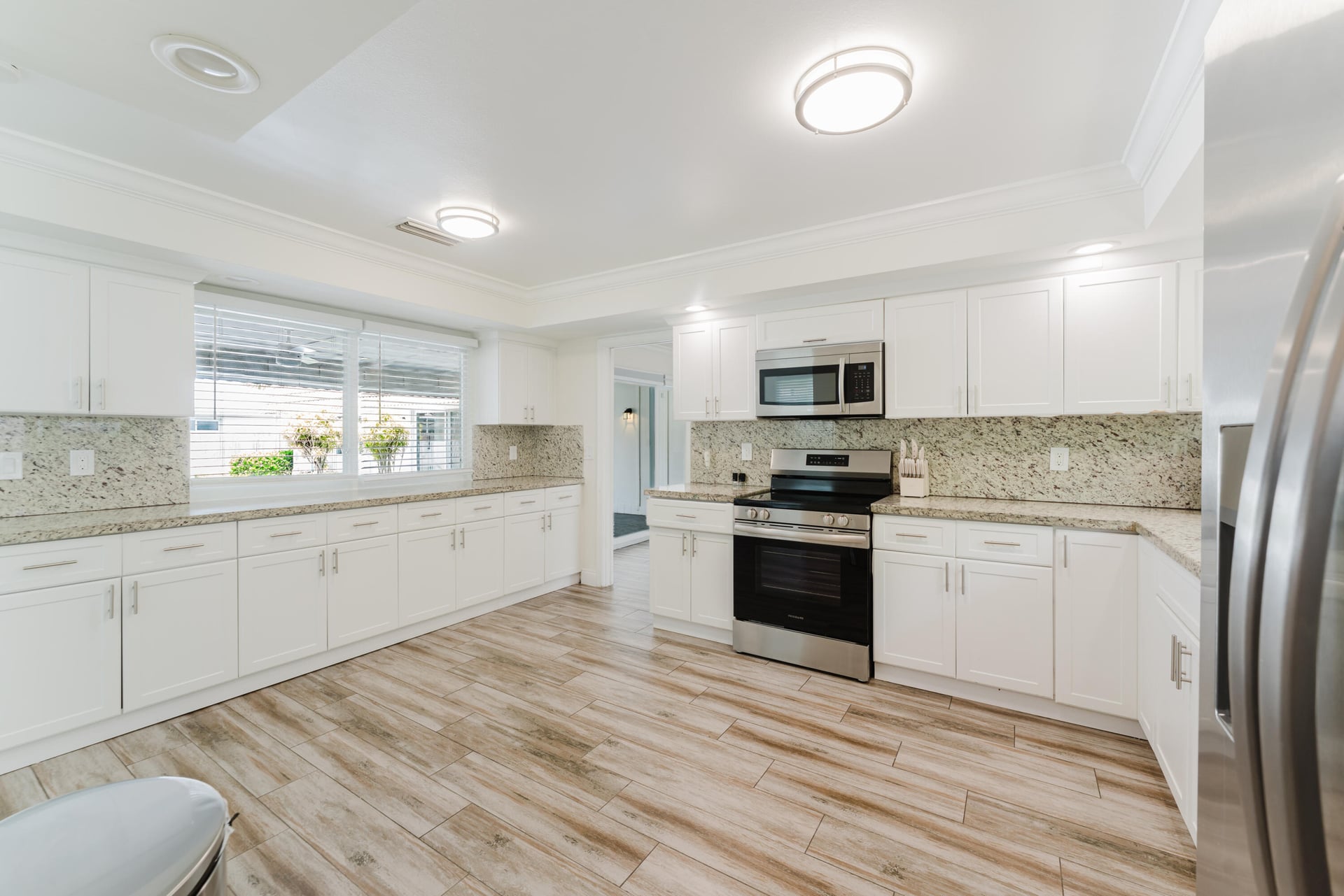 Unit 1424 photo 23
