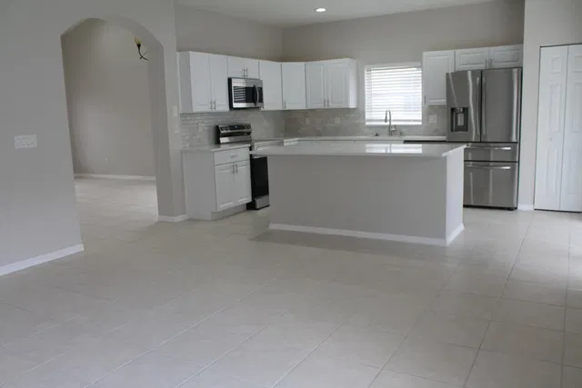  Residence photo 6