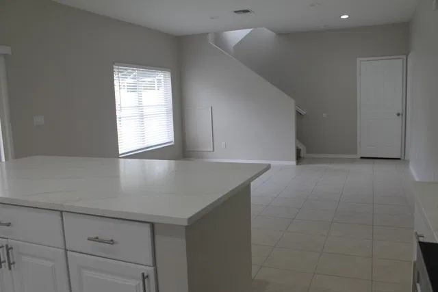  Residence photo 7