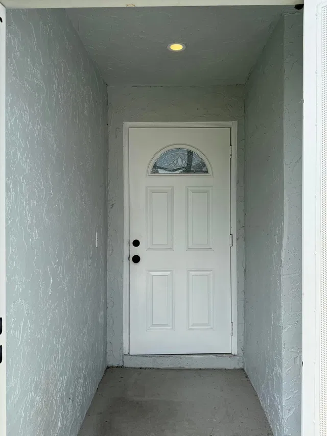 Residence photo 2