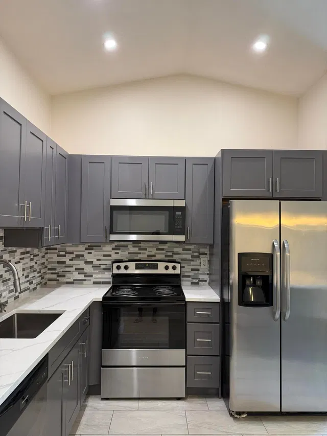 Residence photo 12
