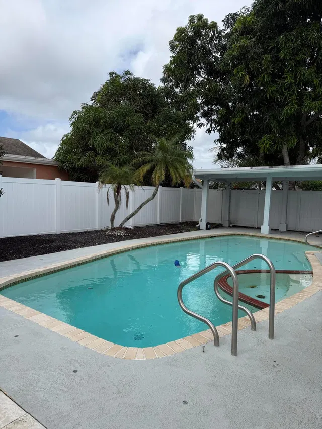 Residence photo 45