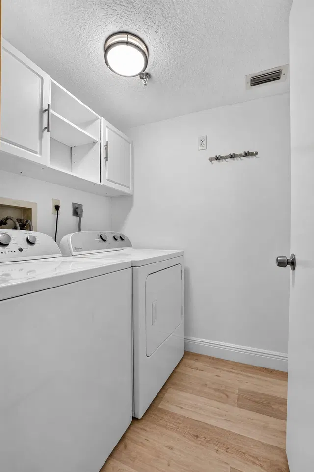  Unit 807 photo 27