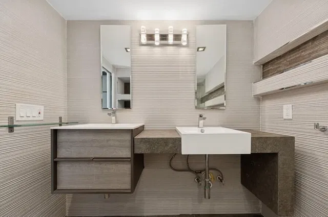 Unit 606 photo 13