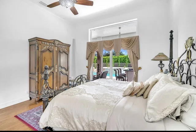 Residence photo 33