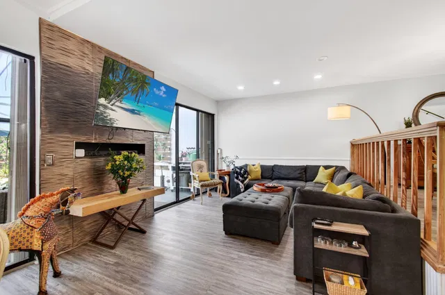 Residence photo 4