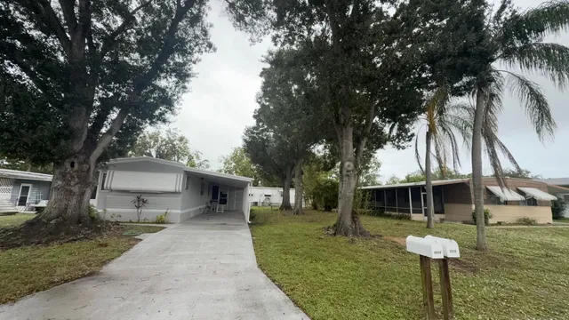 Residence photo 20