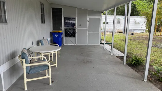 Residence photo 22