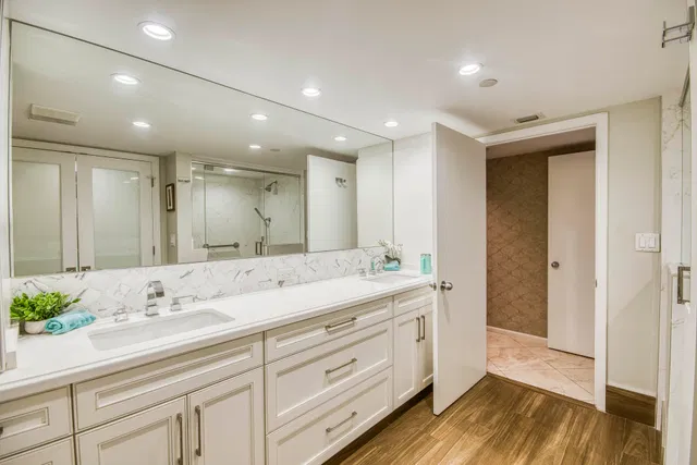 Singer Island Unit 5C photo 12